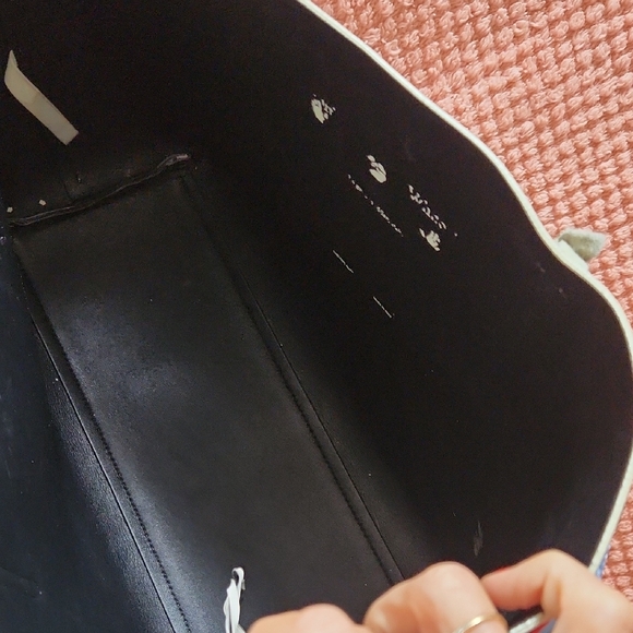 Off-White Diagonal Striped Black & White Tote Wallet & Xtra Off-White Canvas Str - Picture 5 of 13